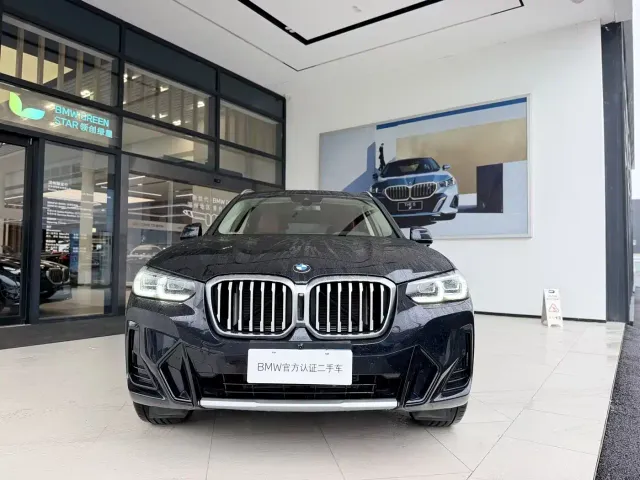 BMW X3 — Фото автомобиля 3