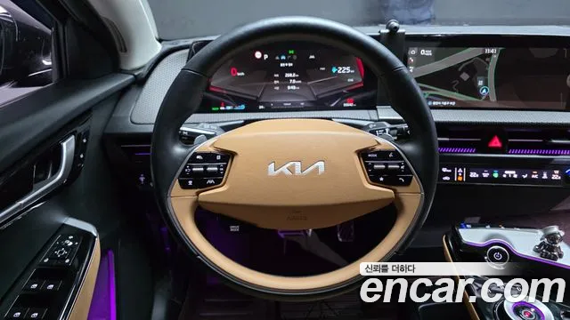 Kia EV6 — Фото автомобиля 14