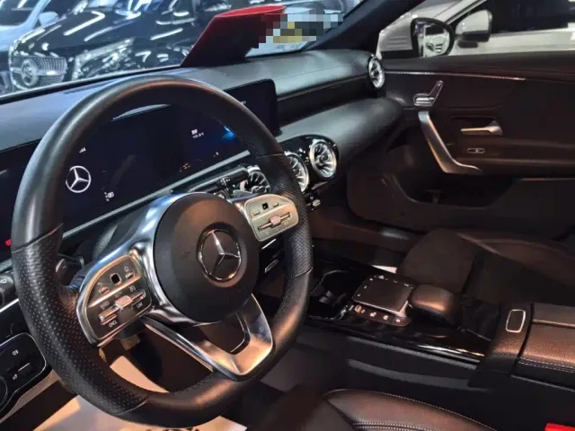 Mercedes-Benz A-Class — Фото автомобиля 4