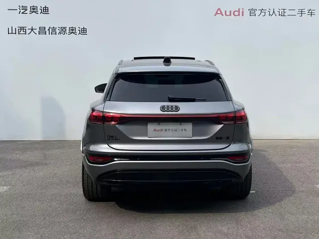 Audi Q6L e-tron — Фото автомобиля 5