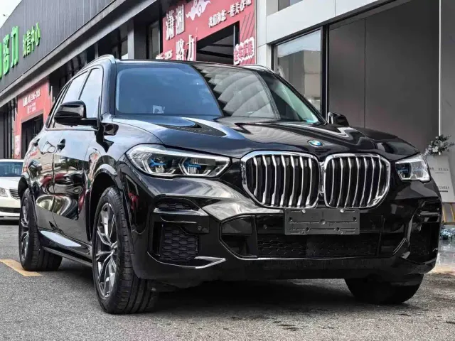 BMW X5 — Фото автомобиля 3
