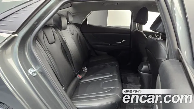 Hyundai Avante CN7 — Фото автомобиля 17