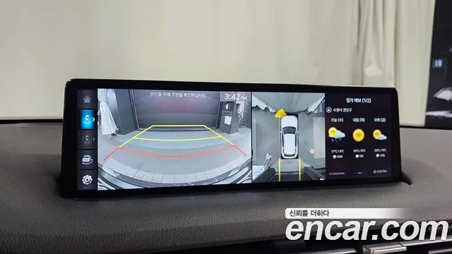 Genesis GV70 — Фото автомобиля 15
