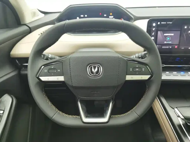 Changan CS55 Plus — Фото автомобиля 11