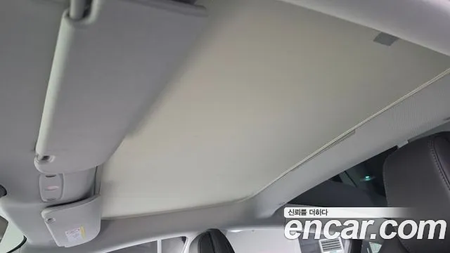 Tesla Model 3 — Фото автомобиля 27