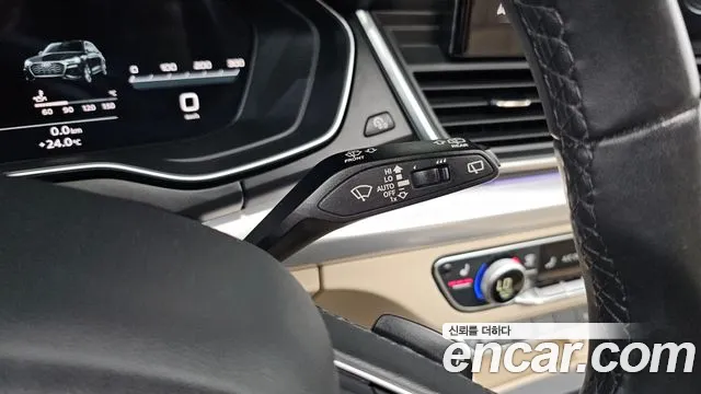 Audi Q5 FY — Фото автомобиля 24