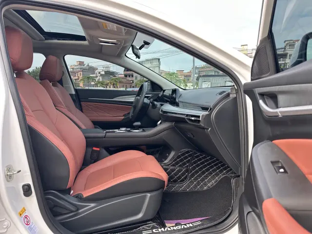 Changan Eado — Фото автомобиля 14