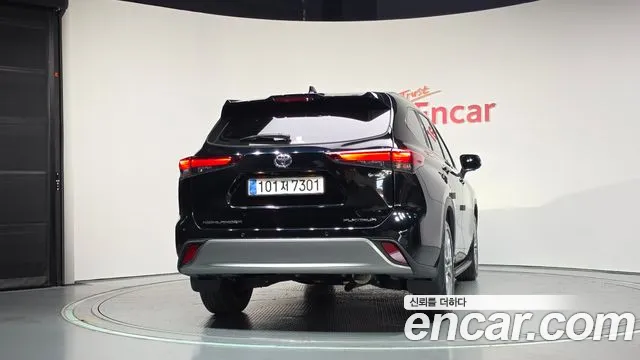 Toyota Highlander 4th Gen — Фото автомобиля 4