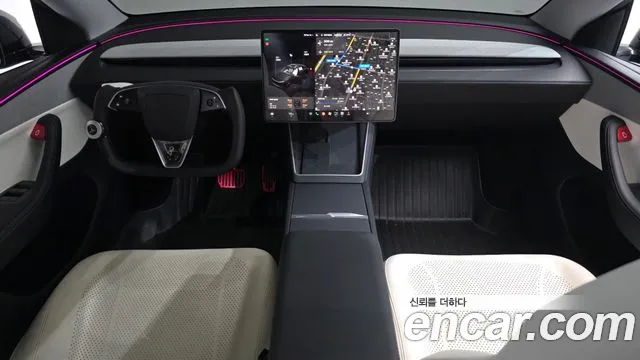 Tesla Model Y — Фото автомобиля 6
