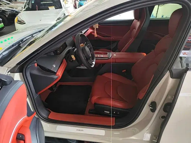 Xiaomi SU7 — Фото автомобиля 15