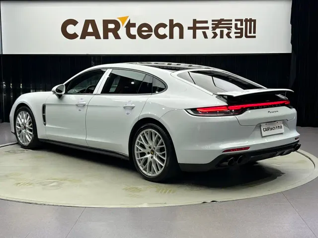 Porsche Panamera — Фото автомобиля 6