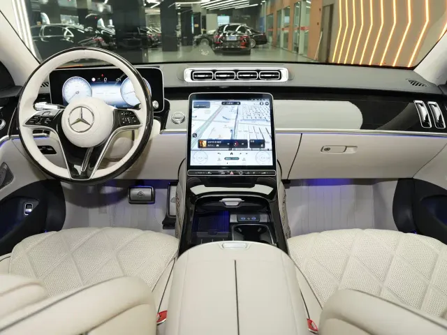 Mercedes-Benz Maybach S-Class — Фото автомобиля 17