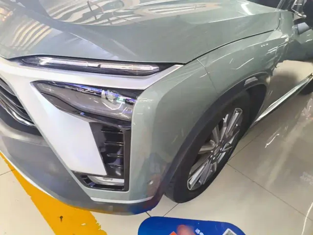 Nio ES8 — Фото автомобиля 23