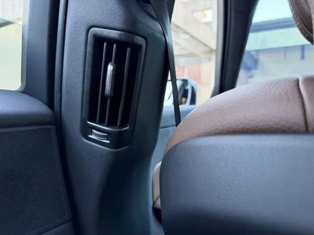 Volvo XC60 — Фото автомобиля 19
