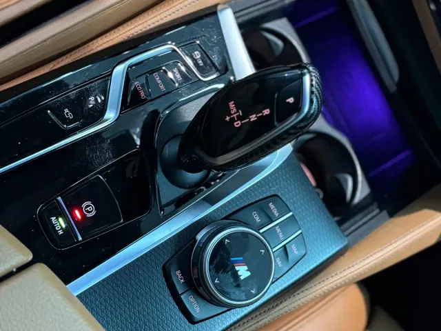 BMW 5 Series — Фото автомобиля 13