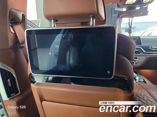 BMW 7 Series G11 — Фото автомобиля 9
