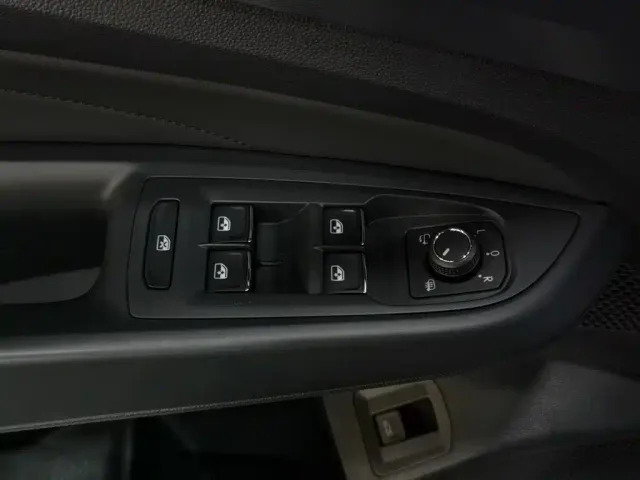 Volkswagen Passat — Фото автомобиля 9