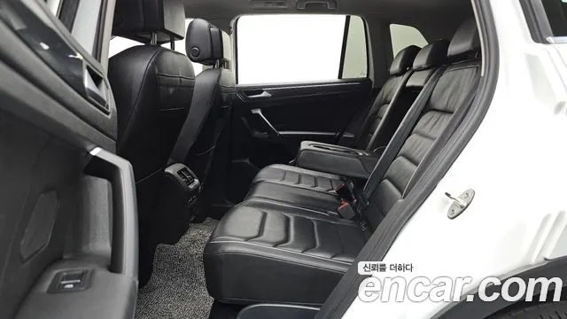 Volkswagen Tiguan Tiguan 2 поколение 2.0 TDI 4Motion Prestige — Фото автомобиля 11
