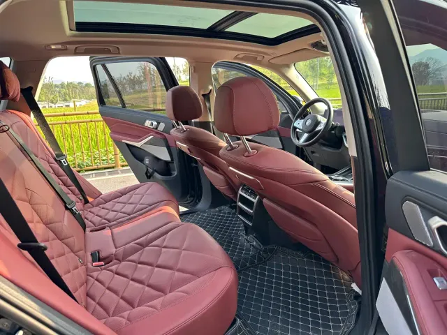 BMW BMW X5 2023 xDrive 30Li Premium M Sport Package — Фото автомобиля 13