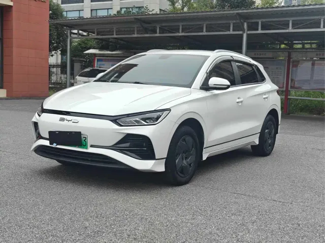 Фотография автомобиля — BYD e2