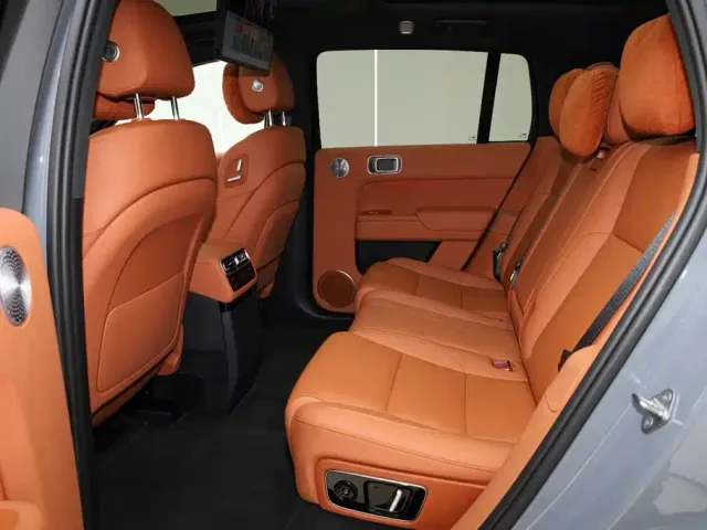 Li Auto L7 — Фото автомобиля 27