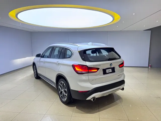 BMW X1 — Фото автомобиля 6