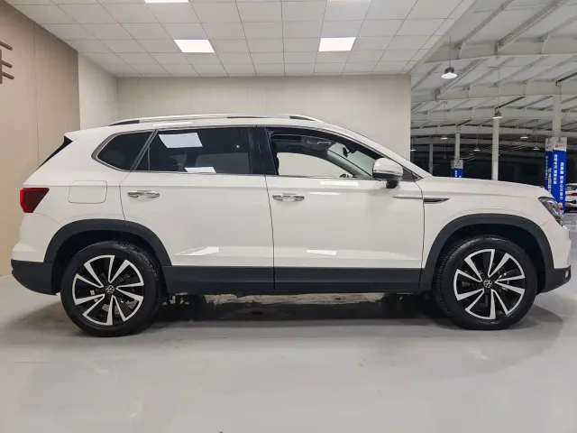 Volkswagen Tharu — Фото автомобиля 16