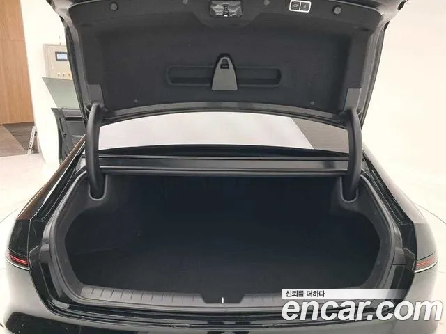 Hyundai Grandeur GN7 — Фото автомобиля 18