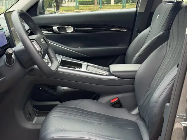 Geely Galaxy E5 — Фото автомобиля 9