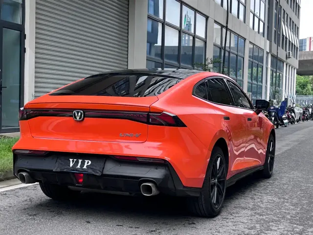 Changan UNI-V — Фото автомобиля 5