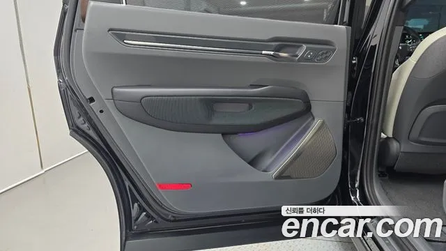 Kia EV9 — Фото автомобиля 25