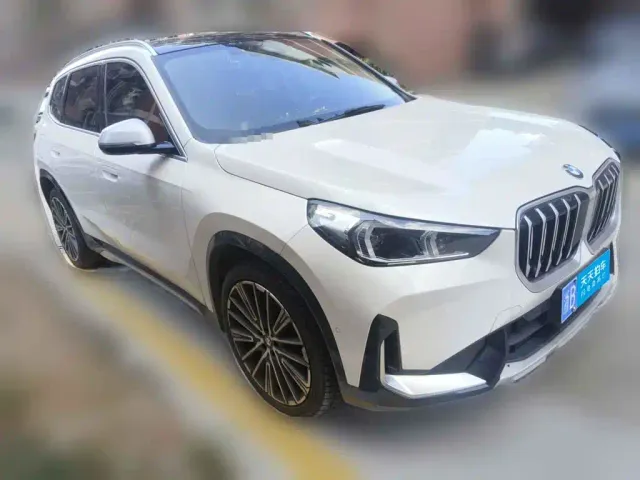 BMW X1 — Фото автомобиля 3