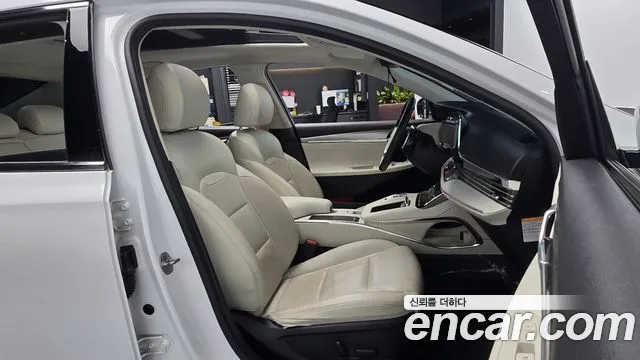 Hyundai Grandeur — Фото автомобиля 11