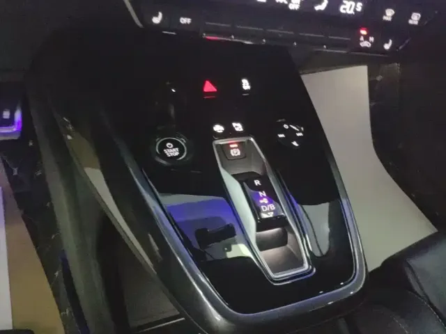 Audi Audi Q4 e-tron 2024 40 e-tron Creation Edition — Фото автомобиля 13