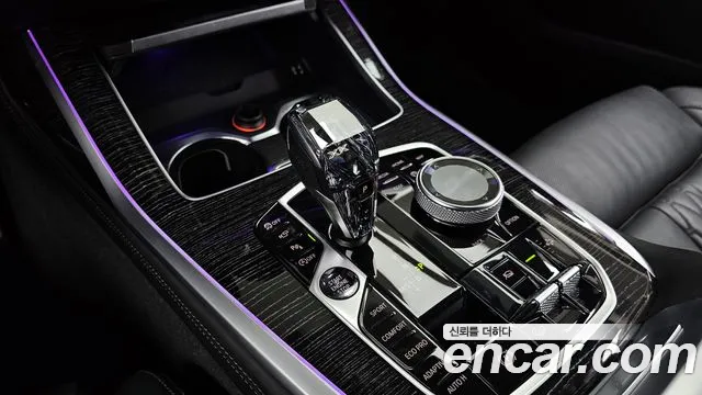 BMW X7 — Фото автомобиля 9