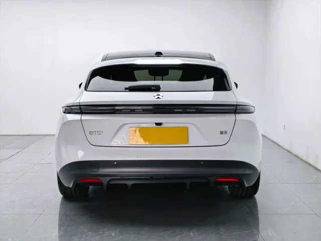 Nio ET5 Touring — Фото автомобиля 4