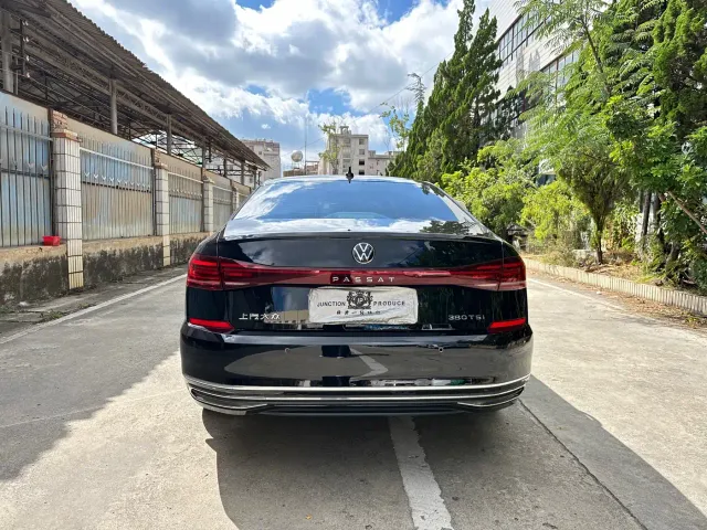 Volkswagen Passat — Фото автомобиля 8