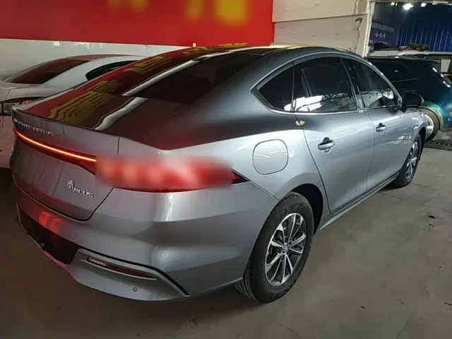 BYD Qin PLUS — Фото автомобиля 6