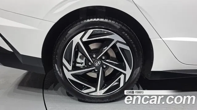 Hyundai Sonata — Фото автомобиля 5