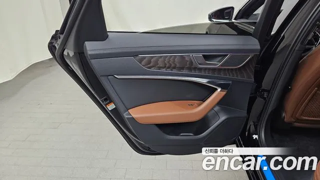 Audi A6 C8 — Фото автомобиля 14