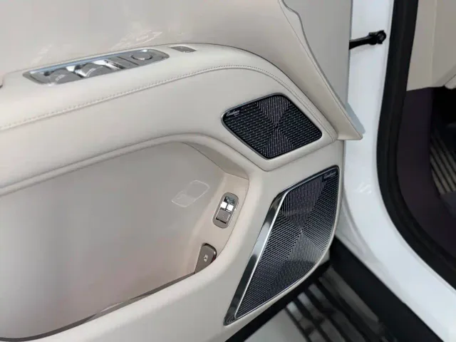 BYD U8L — Фото автомобиля 5