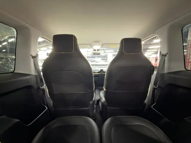 Baojun KiWi EV — Фото автомобиля 15