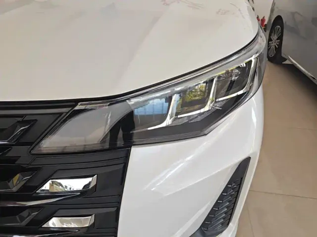 GAC Trumpchi M6 — Фото автомобиля 23