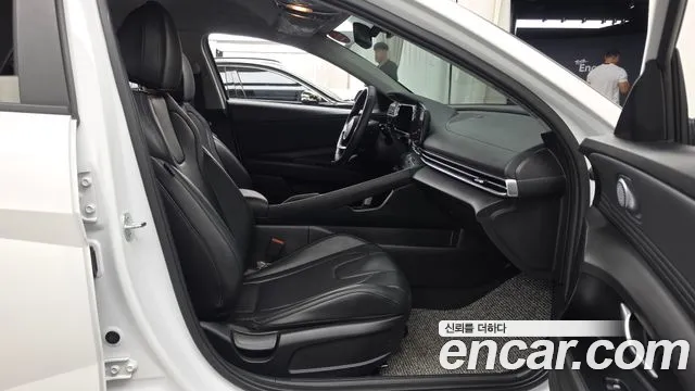 Hyundai AVANTE Новый Avante (CN7) — Фото автомобиля 11