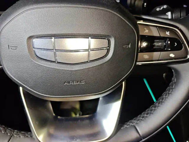Geely Xingyue L — Фото автомобиля 9