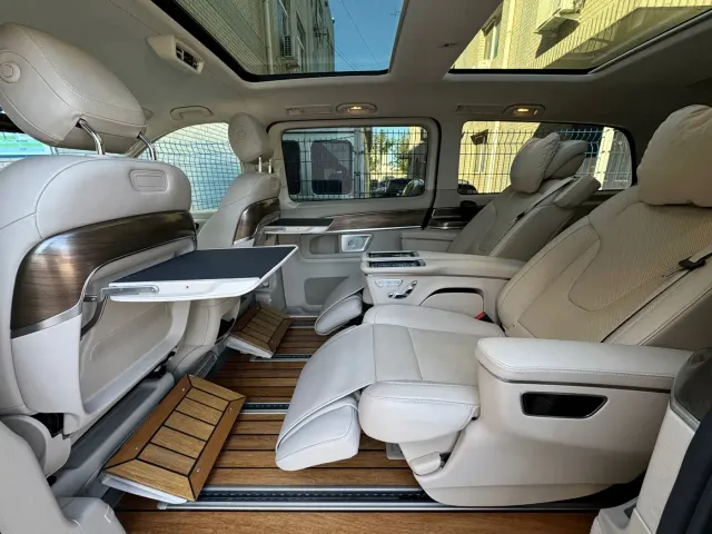 Mercedes-Benz V-Class — Фото автомобиля 14