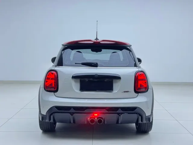 MINI John Cooper Works — Фото автомобиля 3