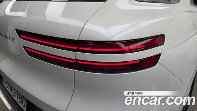 Genesis GV70 2.5T Бензин 2WD — Фото автомобиля 23