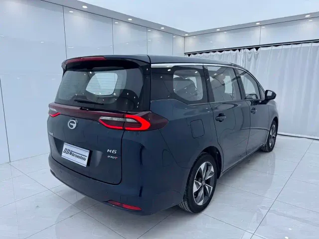 GAC Trumpchi M6 — Фото автомобиля 4