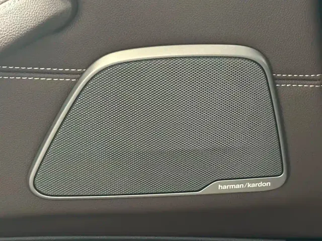 BMW 5 Series — Фото автомобиля 18